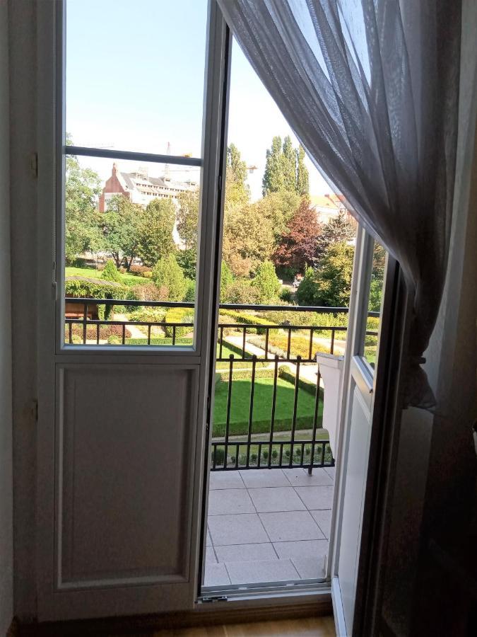 Bed and Breakfast Dom Notre Dame Breslau Exterior foto